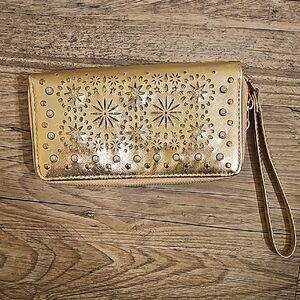 Under One Sky Metallic Gold Starburst Wristlet Clutch